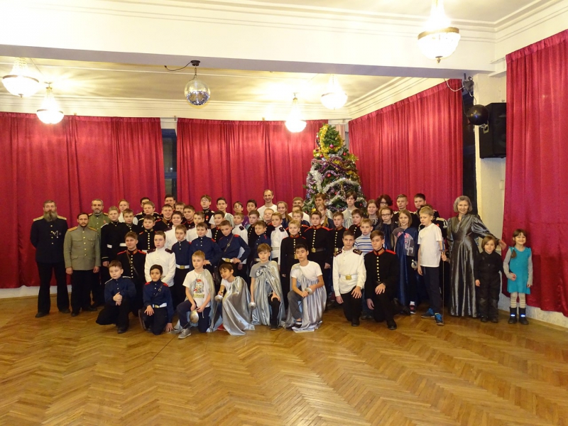 Святочный вечер фехтовальщиков в Санкт-Петербургском Фехтовальном Клубе. 2018 Фото: Алла Андреева