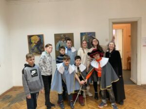 Санкт-Петербургский Фехтовальный клуб проводит экскурсию для детей из детского дома
22.04.2022
