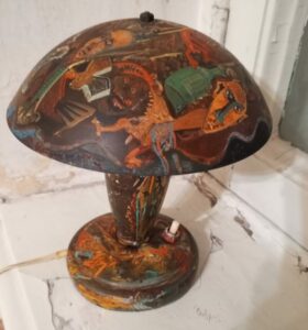 Галерея «Атос». Сергей Монтелли. Лампа 
Фото: Сергей Ефимов