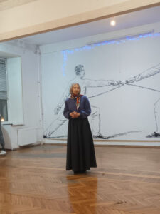 Святочный вечер открывает председатель СПбФК Алина Тулякова
17.01.2026