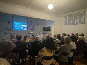 Санкт-Петербургский Фехтовальный Клуб. Конференция Дни Пионтека - 2026. Лектор – Дмитрий Владимирович Верховцев, антрополог, автор телеграм-канала «AnthropoLOGS» Вообразить большое через малое: когда и зачем появились музеи под открытым небом? 10.03.26